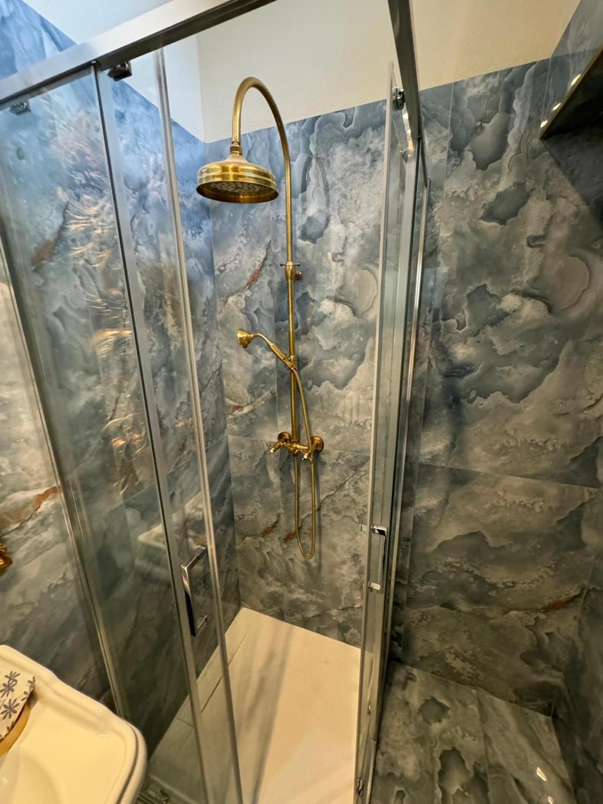 Palazzo Titti Rialto Suites البندقية المظهر الخارجي الصورة