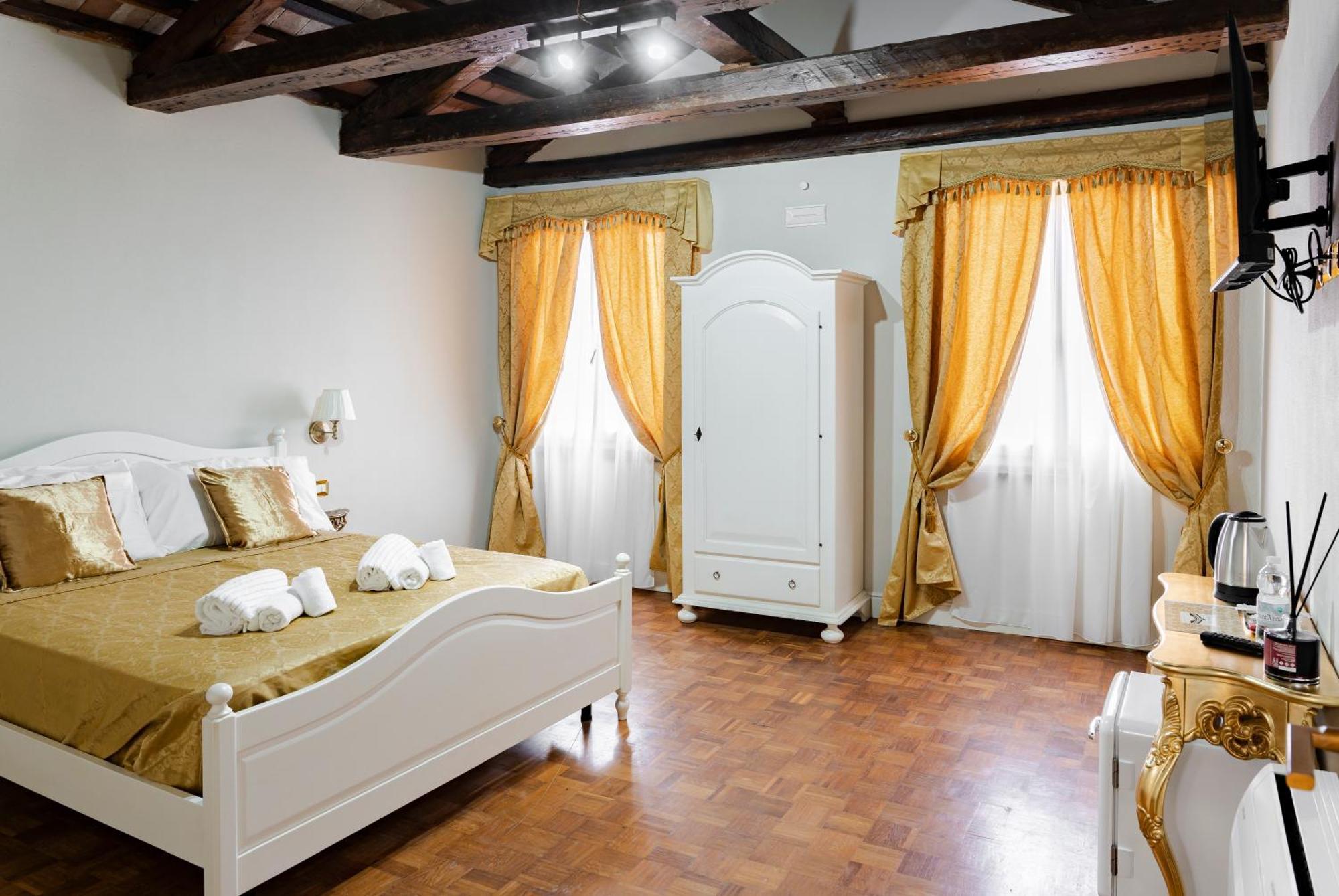 Palazzo Titti Rialto Suites البندقية المظهر الخارجي الصورة