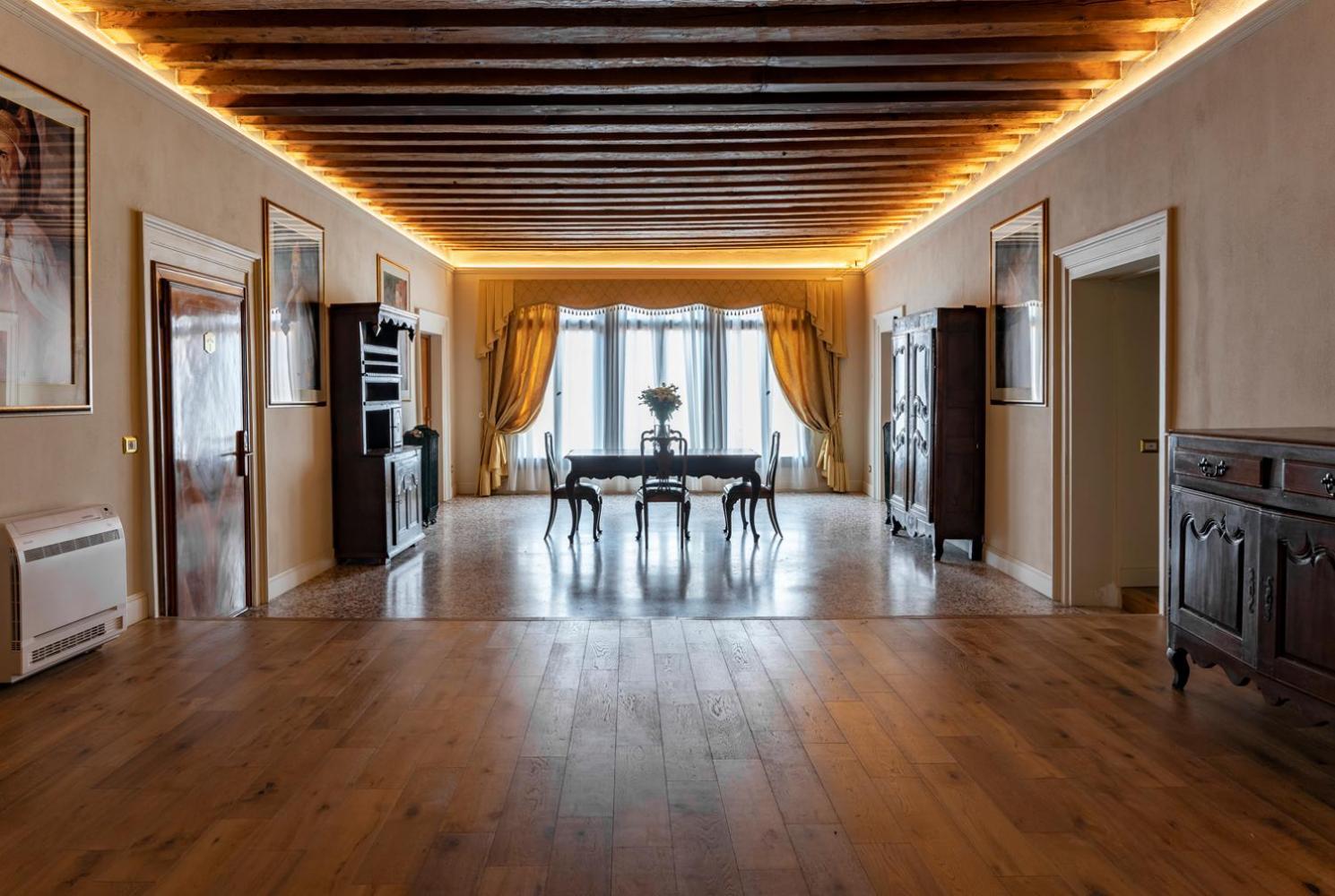 Palazzo Titti Rialto Suites البندقية المظهر الخارجي الصورة