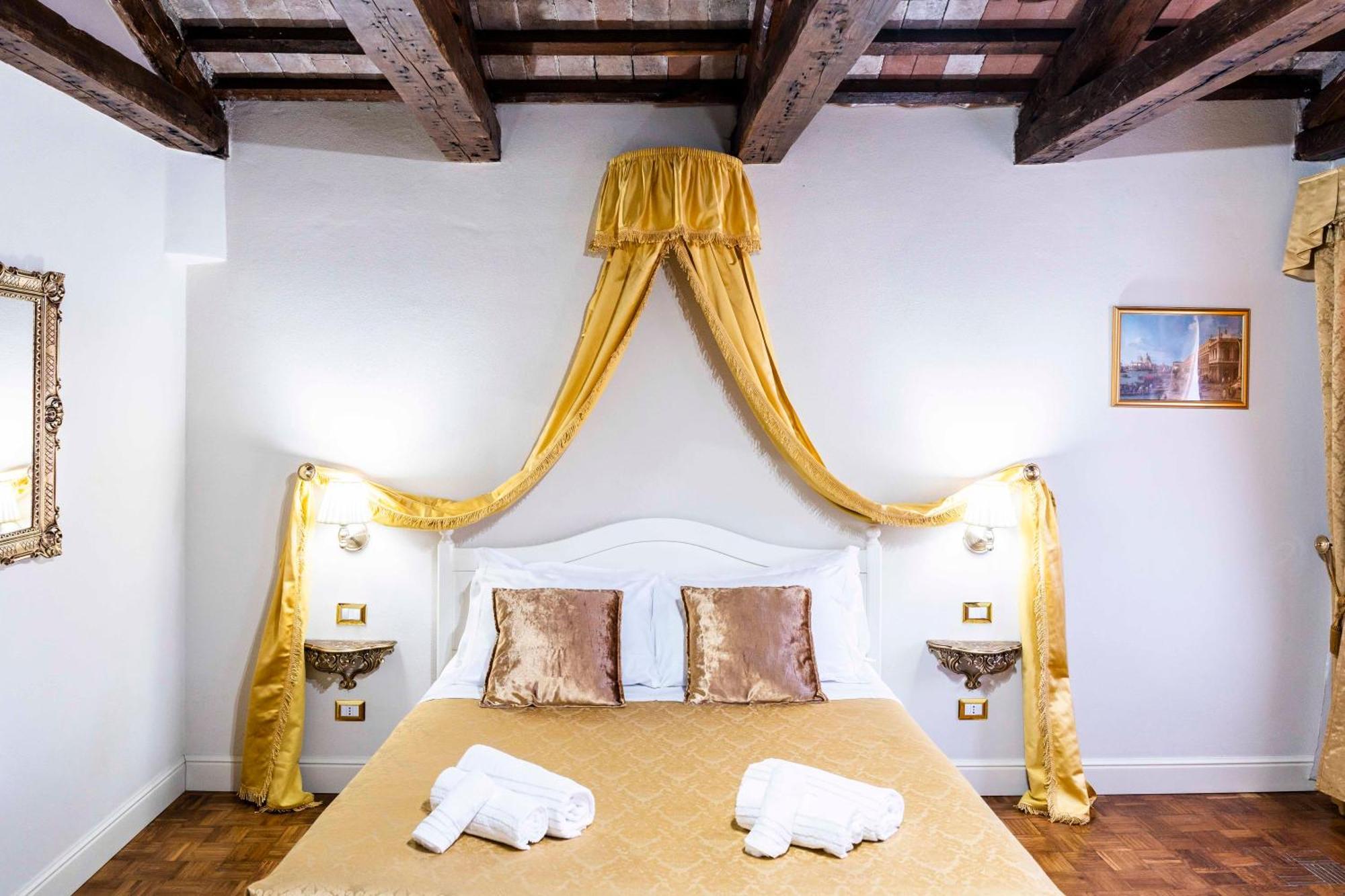 Palazzo Titti Rialto Suites البندقية المظهر الخارجي الصورة