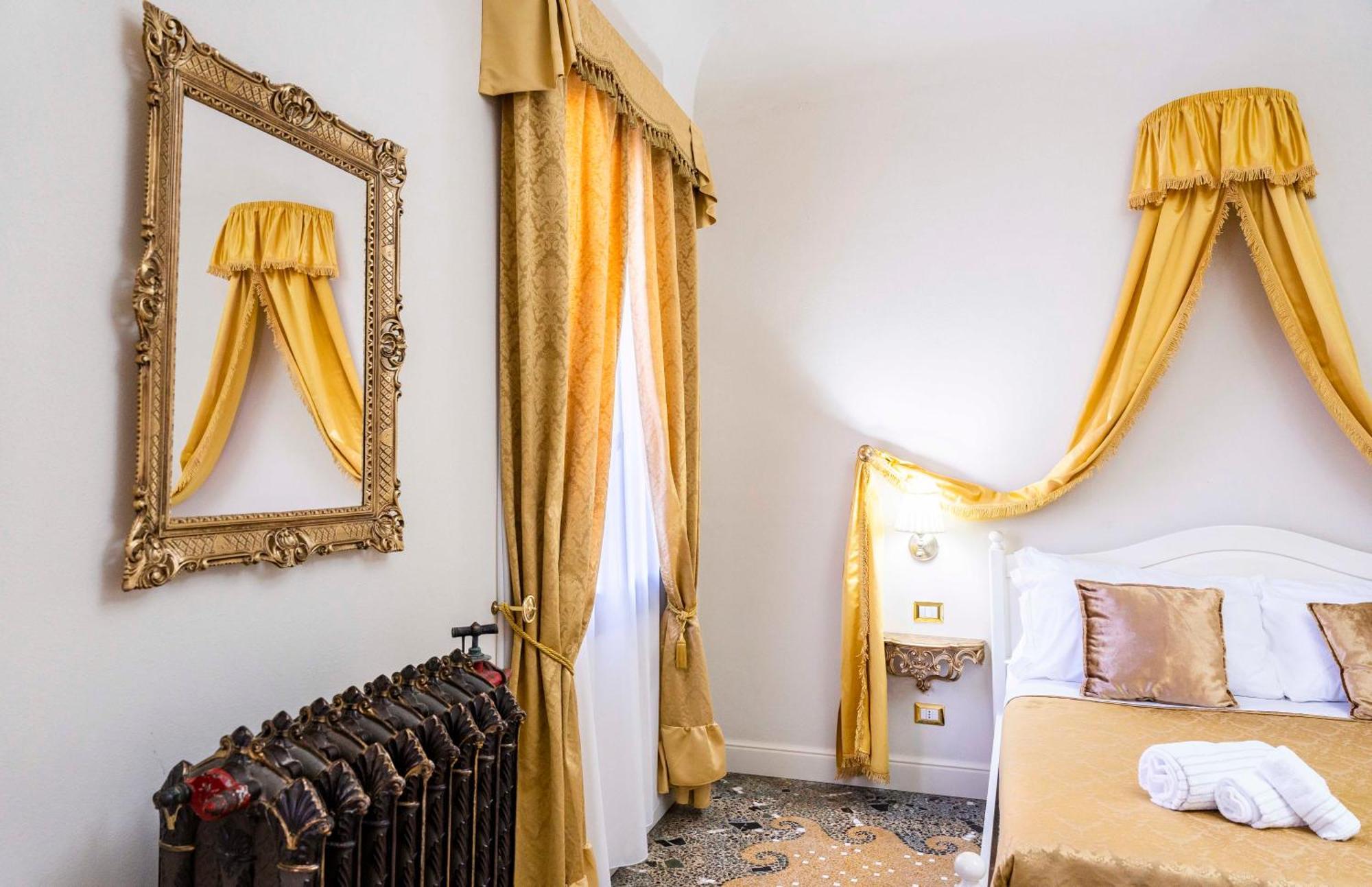 Palazzo Titti Rialto Suites البندقية المظهر الخارجي الصورة