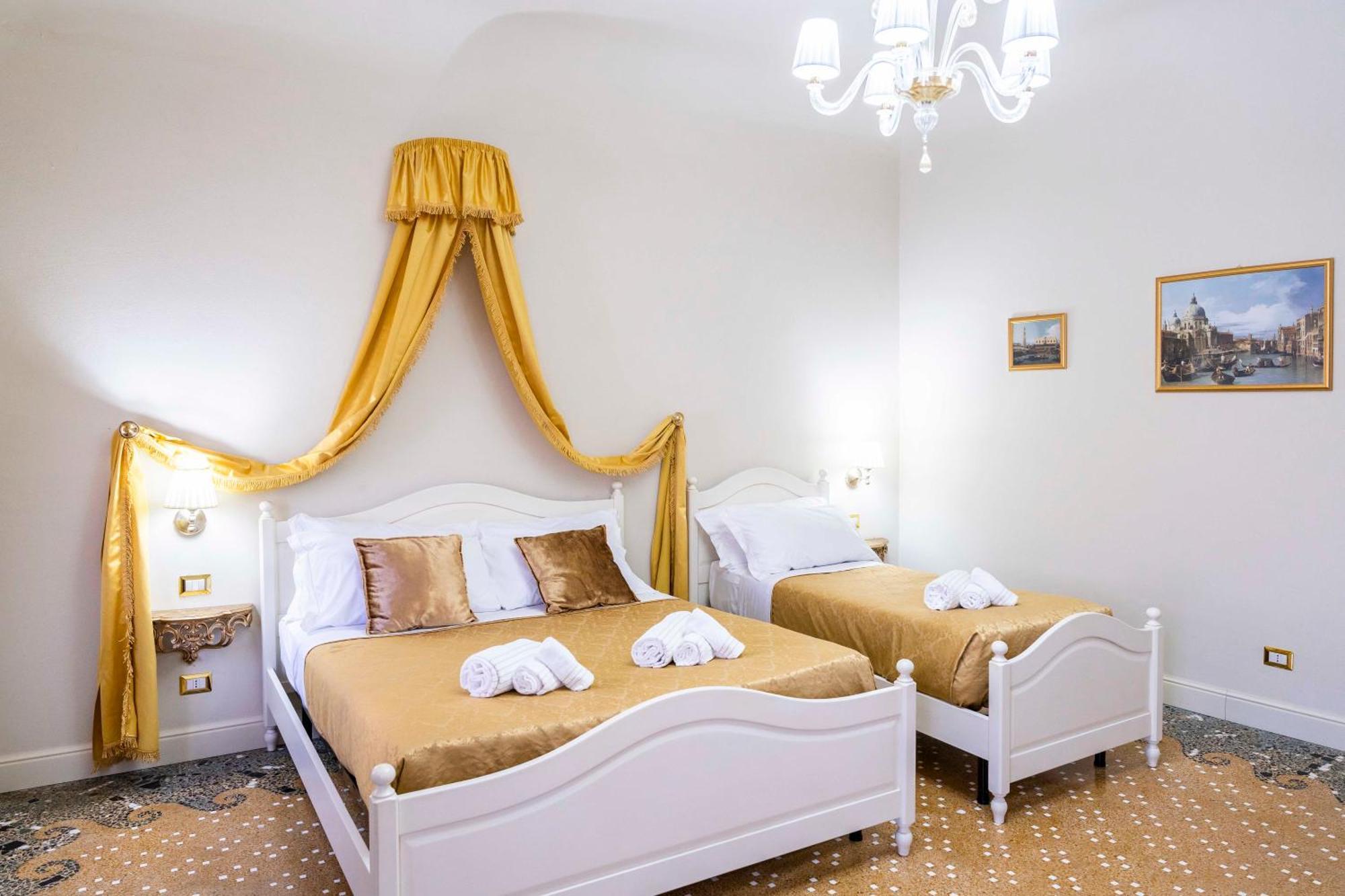 Palazzo Titti Rialto Suites البندقية المظهر الخارجي الصورة